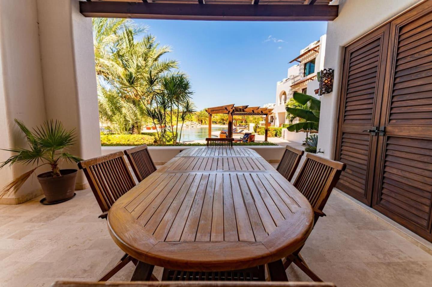 Luxury Oceanfront Condo At El Caimancito Beach La Paz Exterior photo