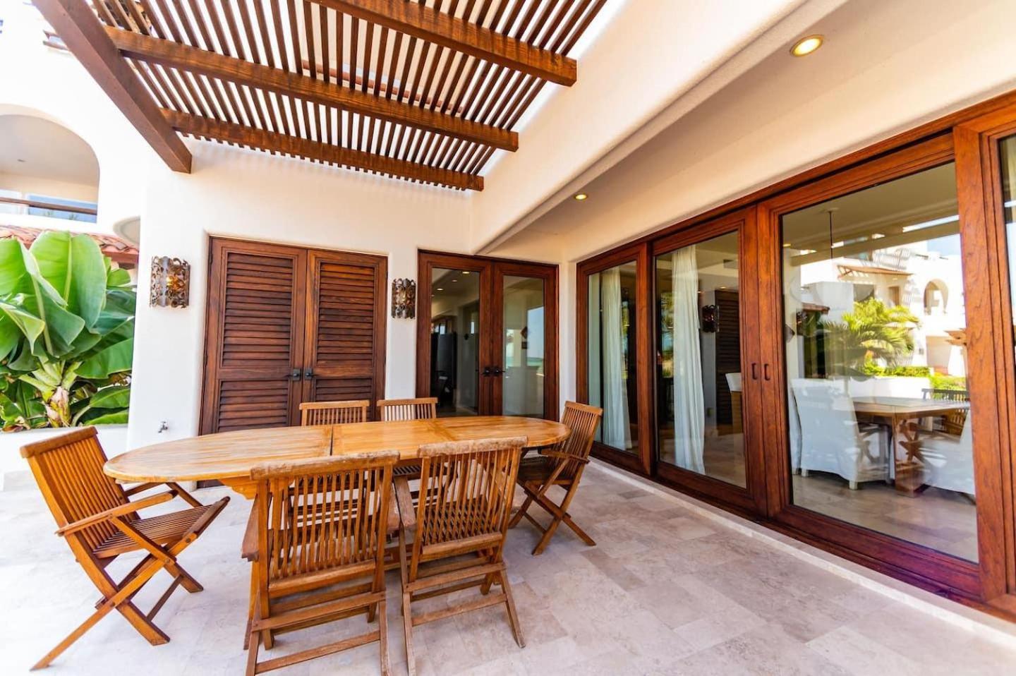 Luxury Oceanfront Condo At El Caimancito Beach La Paz Exterior photo